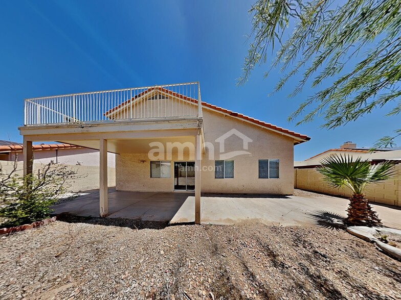 Building Photo - 8890 N 114th Ave