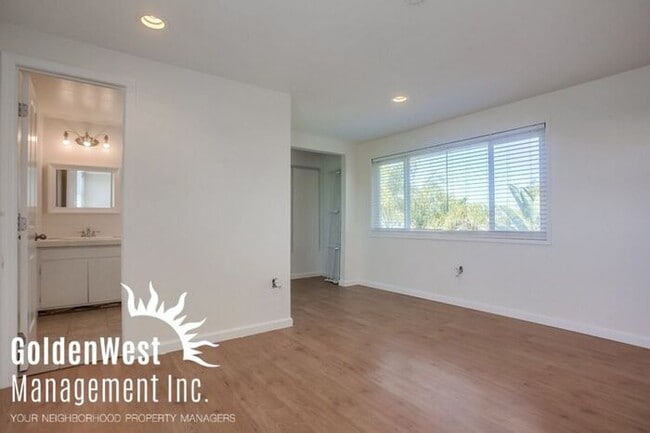 Building Photo - Newly Remodeled 5Bdm 3Ba Single-Family Hom...