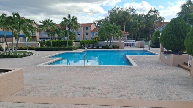 Building Photo - 10420 SW 158th Ct