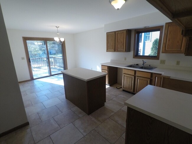 Building Photo - 1209 W Wausau Ave