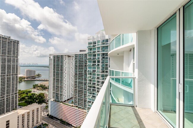 Building Photo - 31 SE 5th St