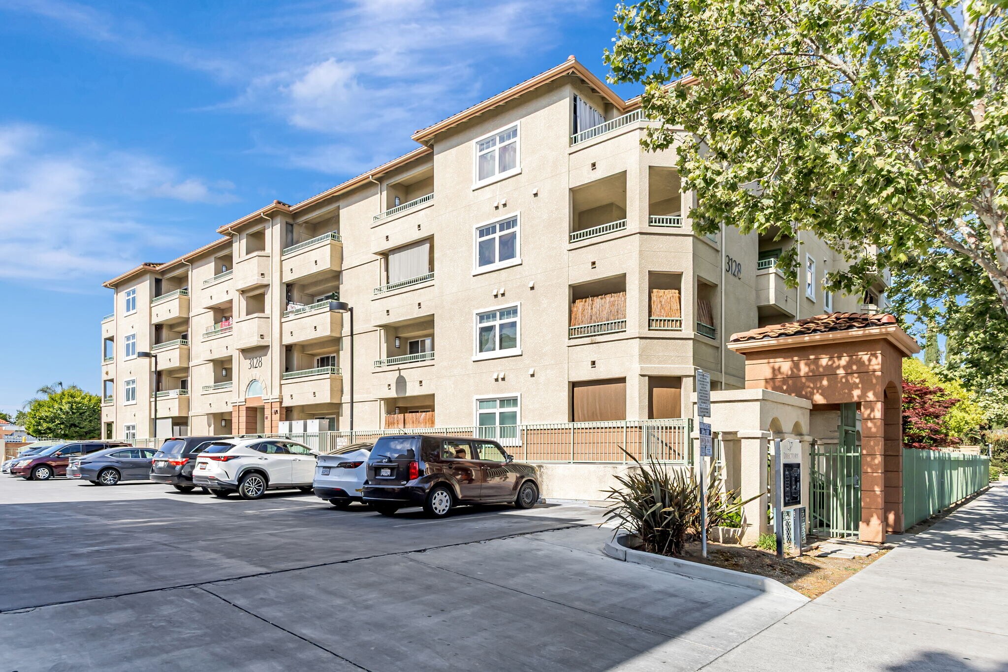 Building Photo - 3128 Loma Verde Dr