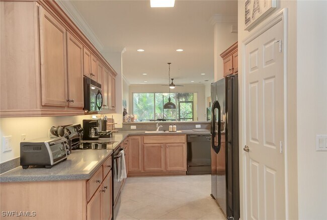 Building Photo - 12040 Matera Ln