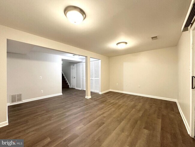 Building Photo - 5700 Medallion Ct