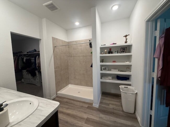 Building Photo - 23547 Nectar Crst Hts