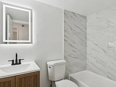 Building Photo - 1822 Benton Ave