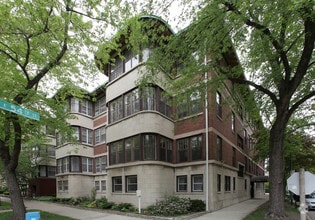 Building Photo - 5337 S. Hyde Park Boulevard