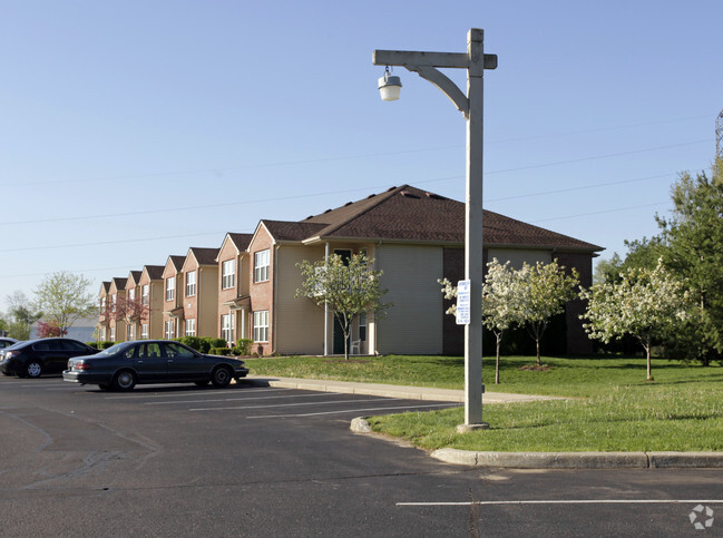 Primary Photo - North Lake Apartment Homes