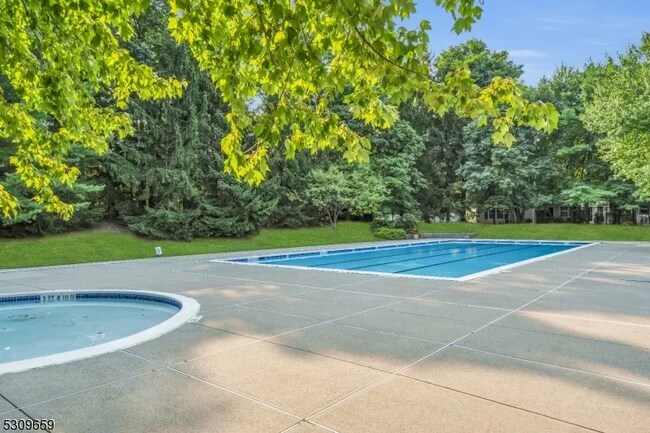 Building Photo - 51 Brookside Ln