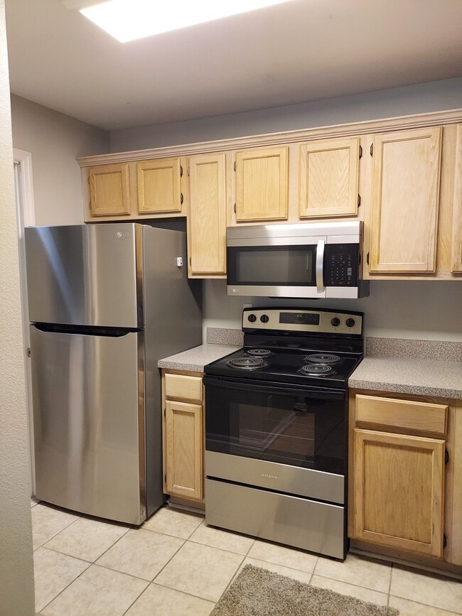 Building Photo - 7701 Timberlin Park Blvd