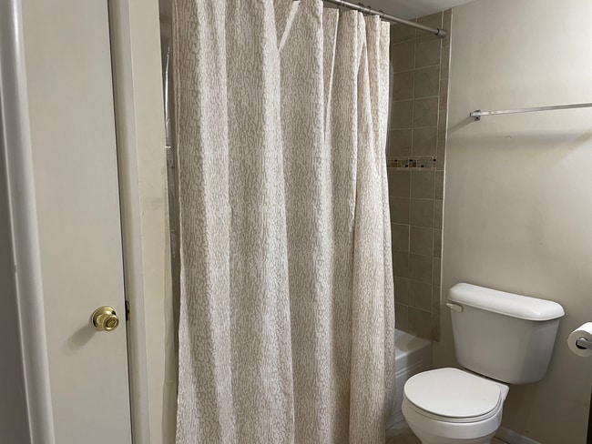 Master Bath View - 4355 Maryland Ave