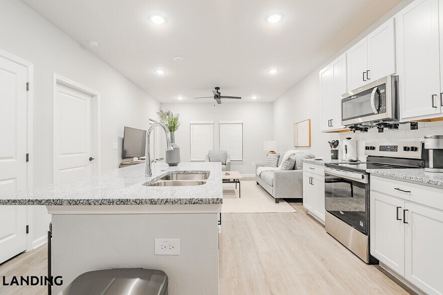 Building Photo - 1650 Harris Hill Rd