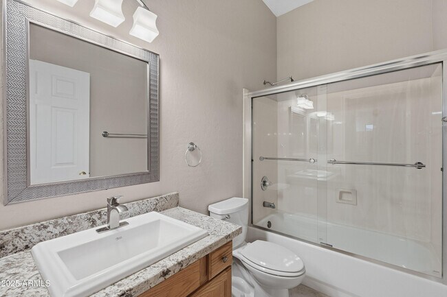 Building Photo - 2033 N 110th Ave