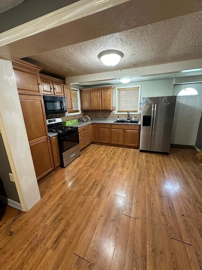 Building Photo - 5942 IL-162