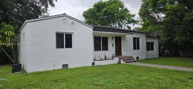 Building Photo - 142 NW 98th St