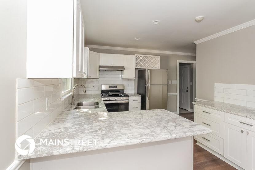 Building Photo - 8902 Hunters Pointe Dr