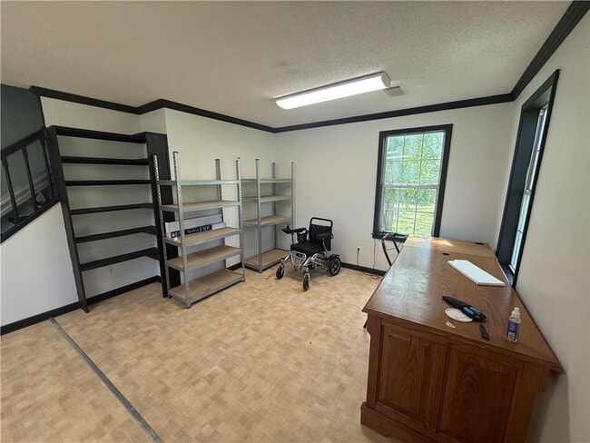 Building Photo - 4861 Hopewell Church Rd