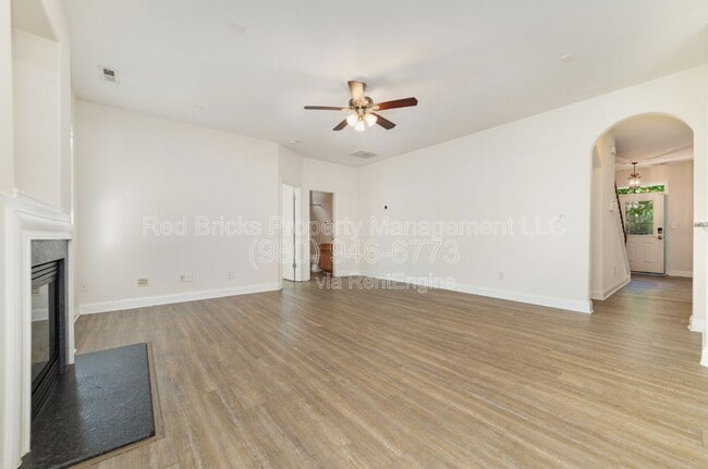 Building Photo - 1622 Wilburn Park Ln NW