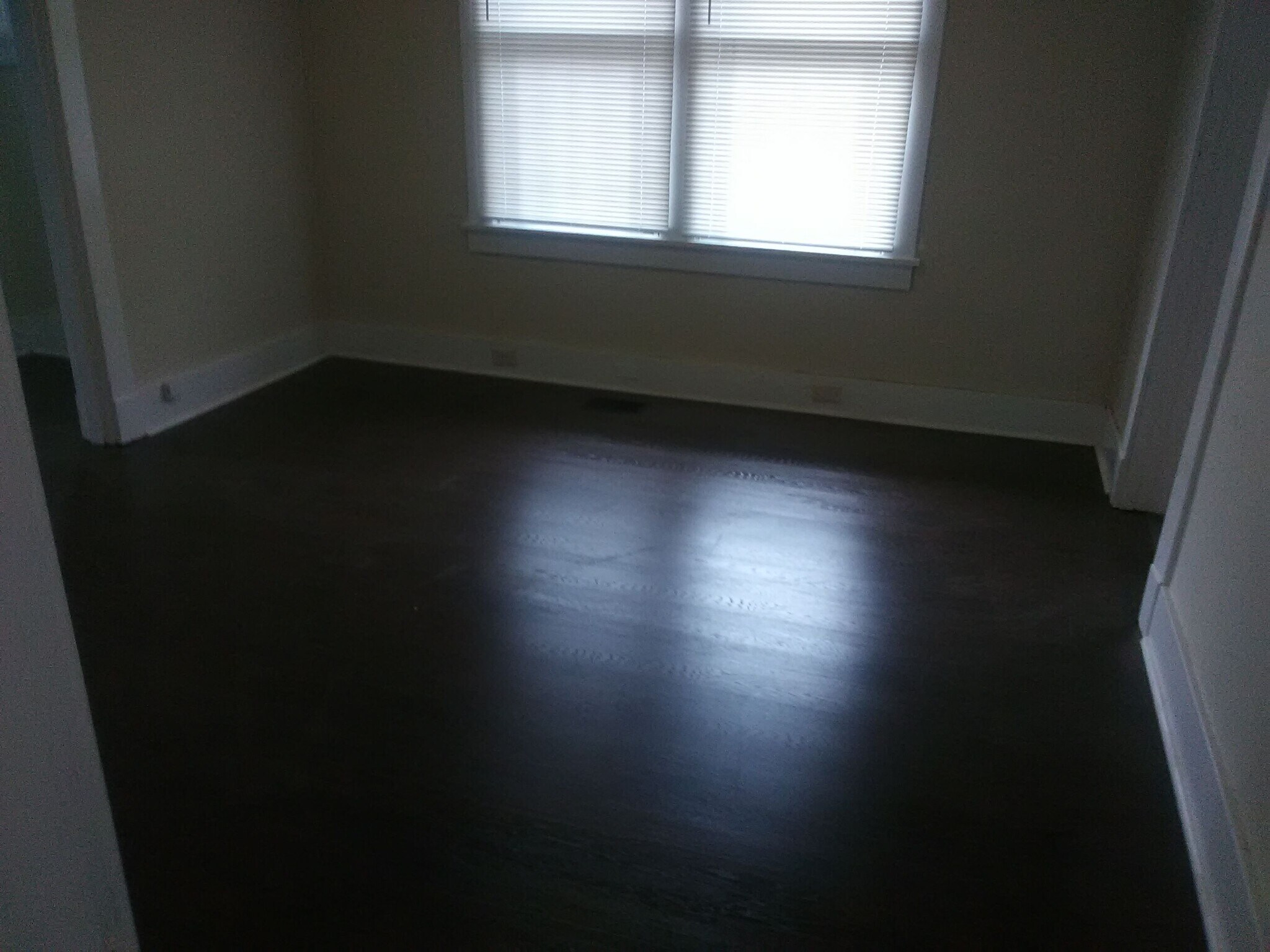 Building Photo - 1530 Waverly Ave