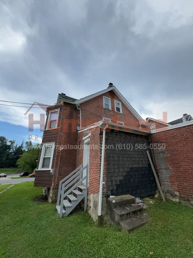 Building Photo - 3 BEDROOM HOME IN CLIFTON HEIGHTS!