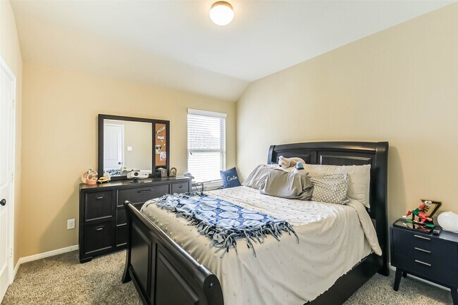 Building Photo - 111 Quail Meadow Dr