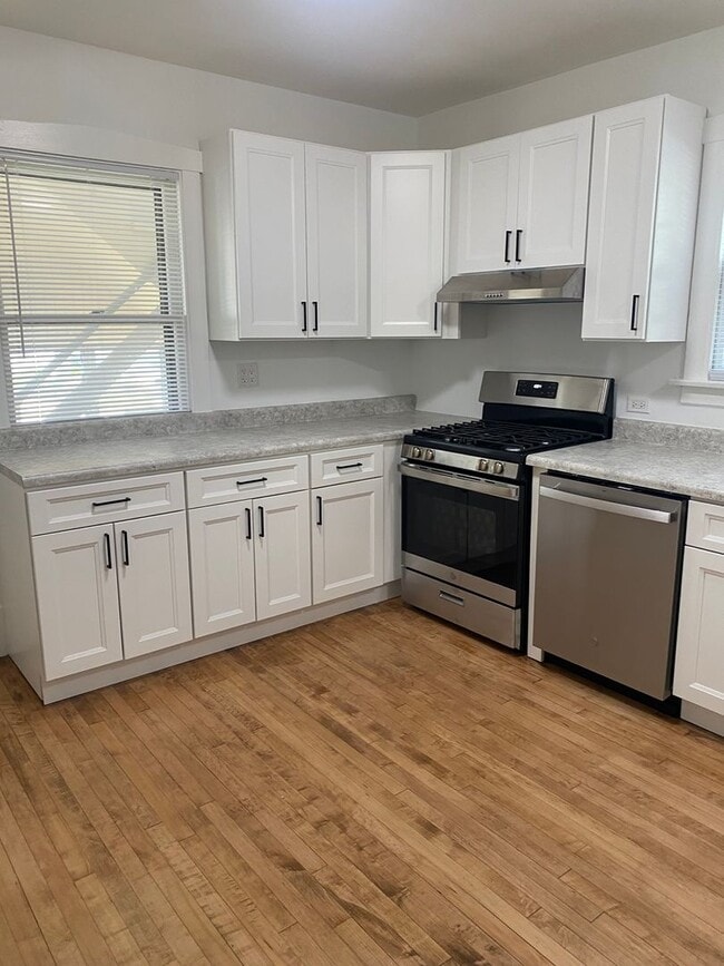 Building Photo - Keystone