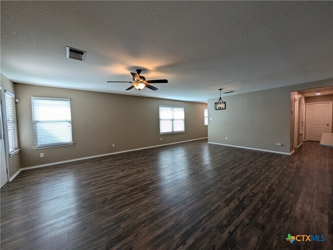 Building Photo - 2096 Brandywine Dr