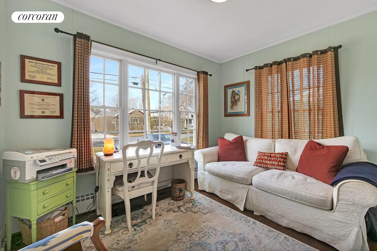 Building Photo - 26 Henry St