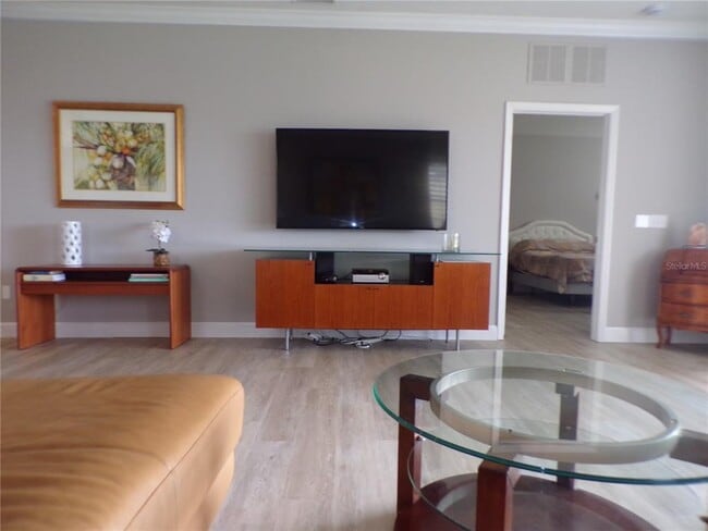 Building Photo - 25535 Heritage Lake Blvd