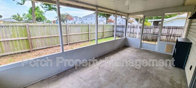Building Photo - 2041 Marquesas Ln