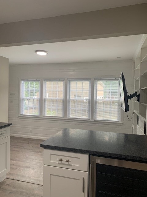 Building Photo - 4703 Sunset Ave