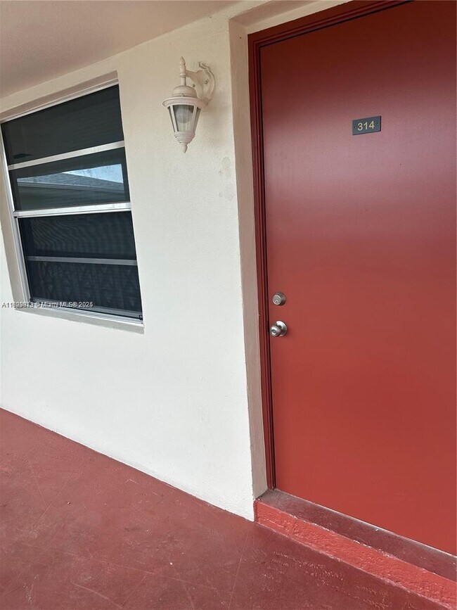 Building Photo - 4730 NW 10th Ct