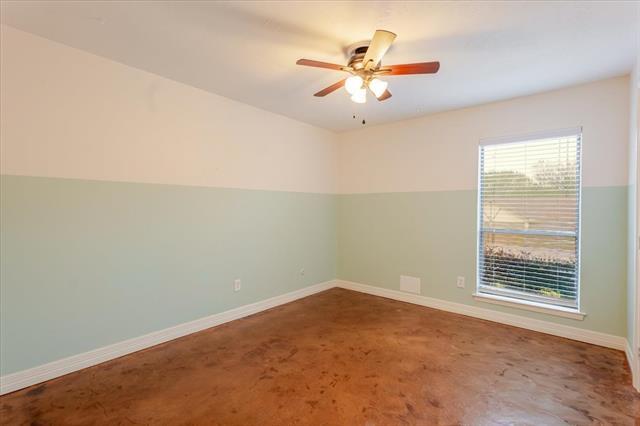 Building Photo - 5615 Espanola Dr