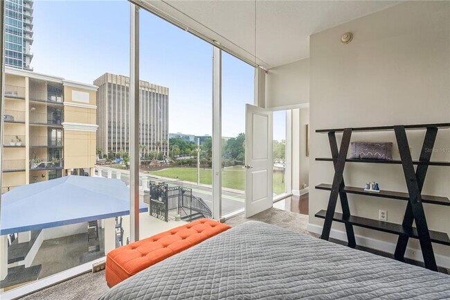 Building Photo - 151 E Washington St