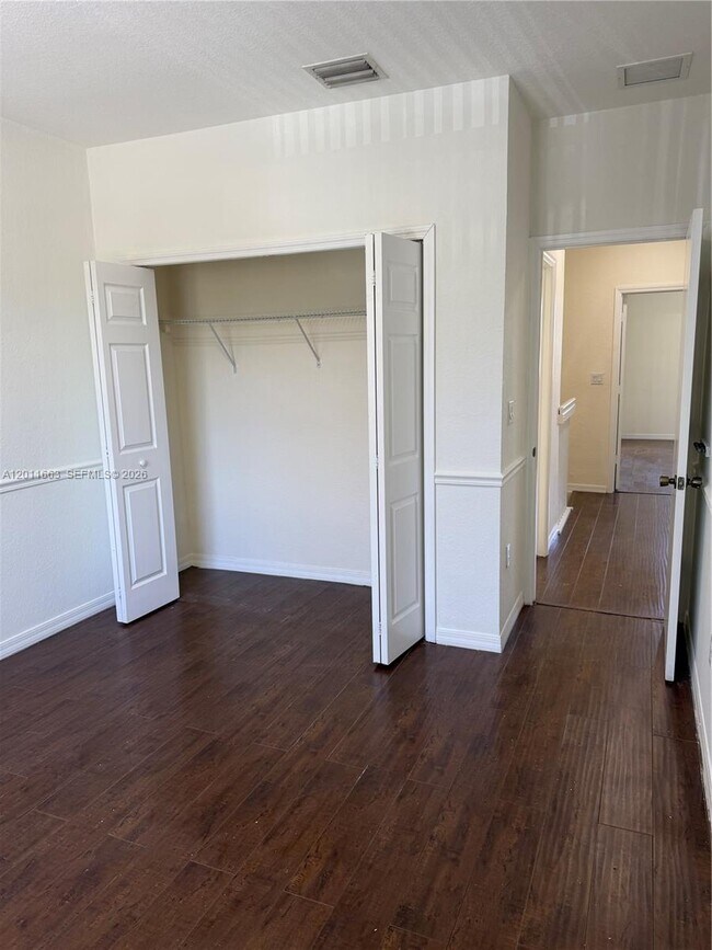 Building Photo - 15341 SW 31st Terrace
