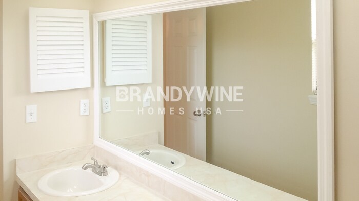Building Photo - 6933 Huntington Woods Cir W
