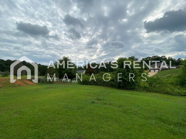 Building Photo - 1475 Beardens Farm Rd