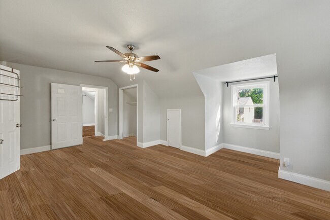 Building Photo - 111 Dupre Ave