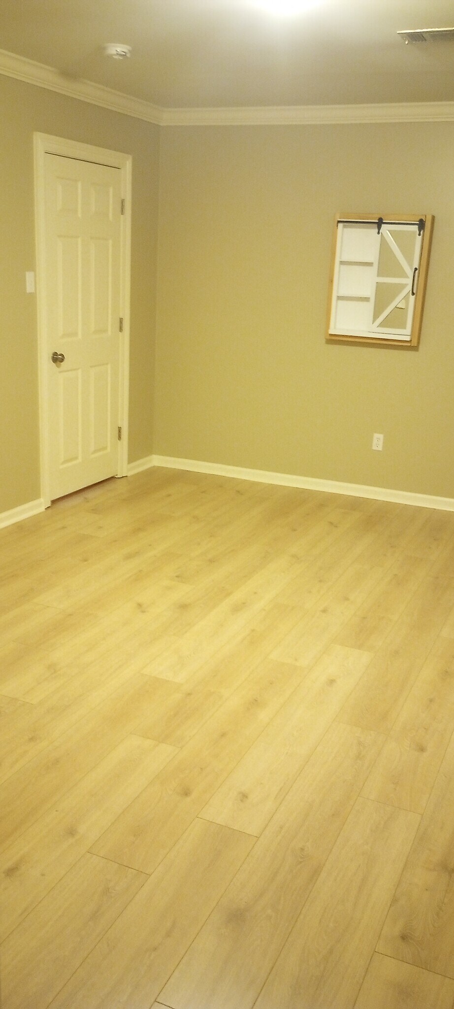 Building Photo - 57815 Labauve Ave