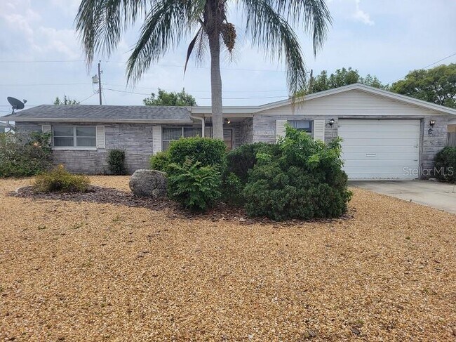 Primary Photo - 4010 Cluster Dr