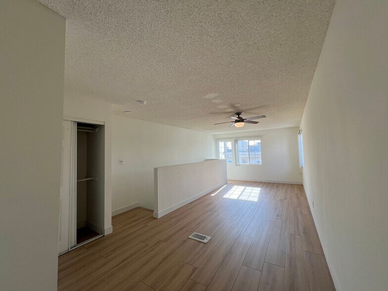 Building Photo - 3715 S Canfield Ave