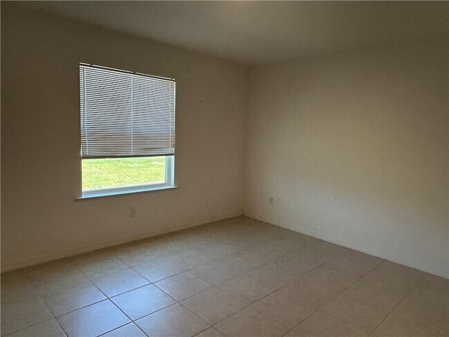 Building Photo - 7785 101st Ct