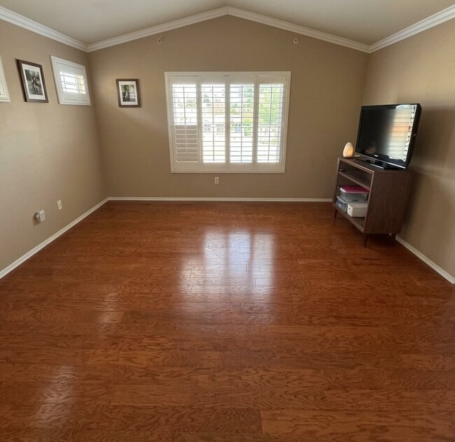 Building Photo - 3047 Watermount St