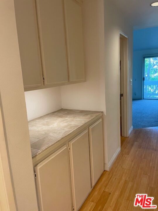 Building Photo - 4338 Redwood Ave