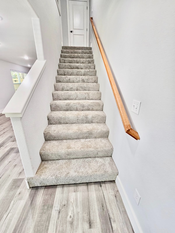 Building Photo - 220 W Bond St