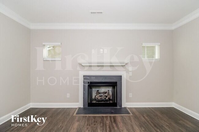 Building Photo - 4715 Romara Dr