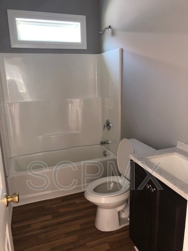 Building Photo - 1814 Dayton St