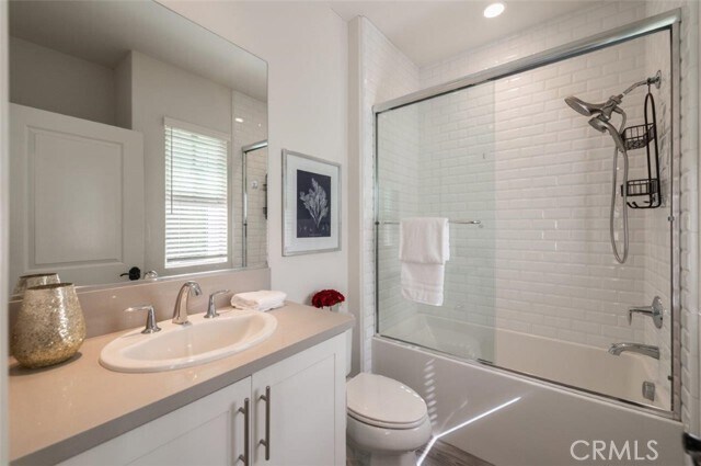 Building Photo - 101 Windswept