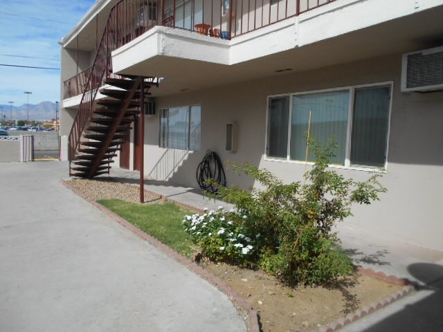 Building Photo - Orland