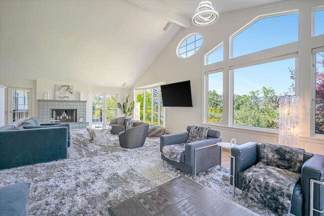 Building Photo - Welcome to Your Luxurious Napa Valley Retr...